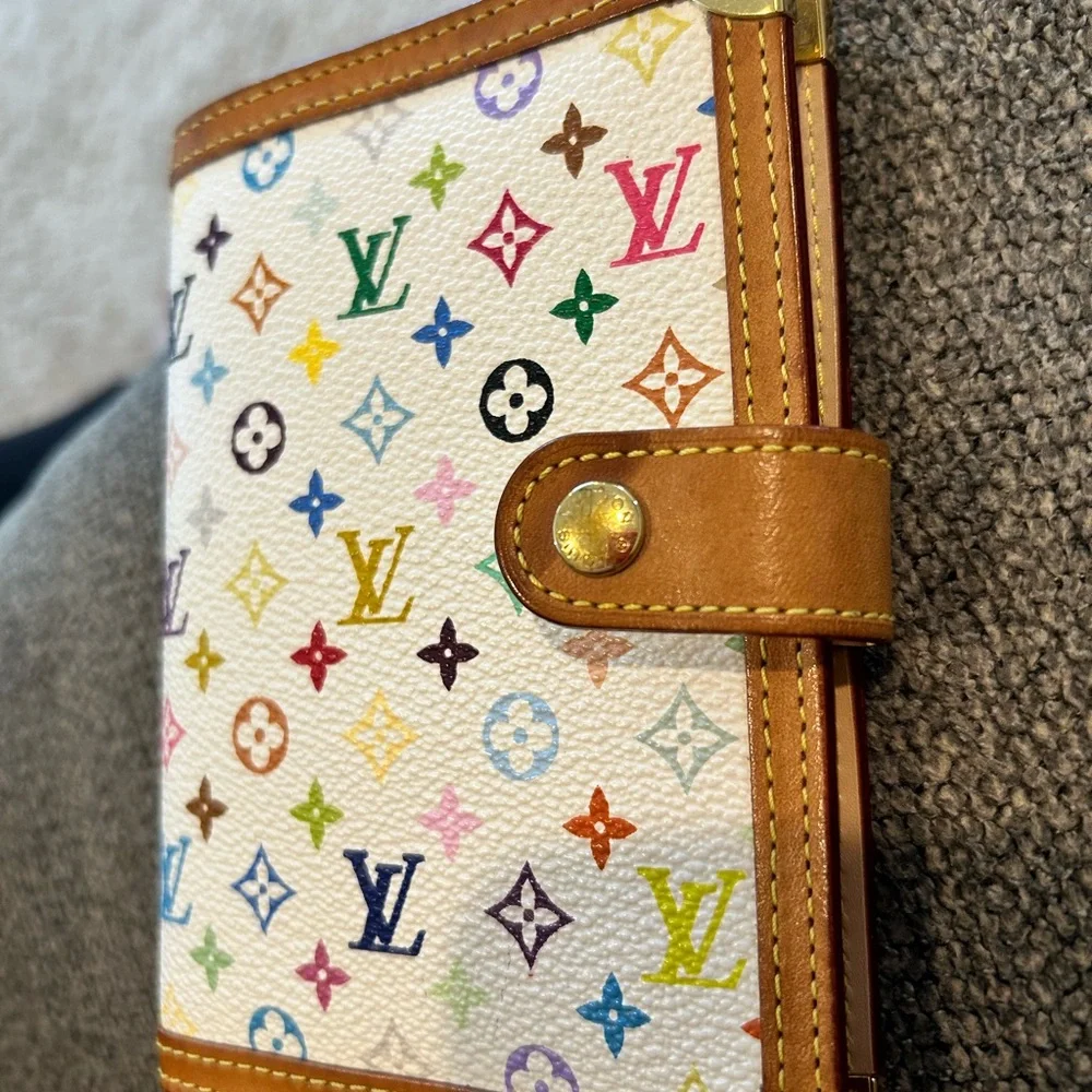 (SOLD) Louis Vuitton Monogram Multicolor Small Ring Agenda - Picture 5 of 12